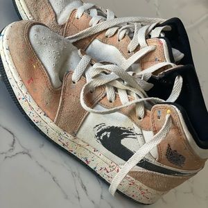 Jordan 1 hi Brushstroke Swoosh - Paint Splatter